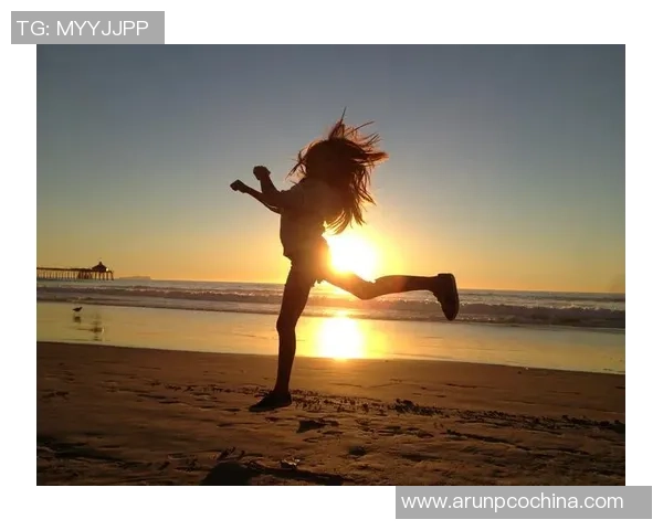 足球刘佳欣的成长之路与梦想追逐的精彩故事